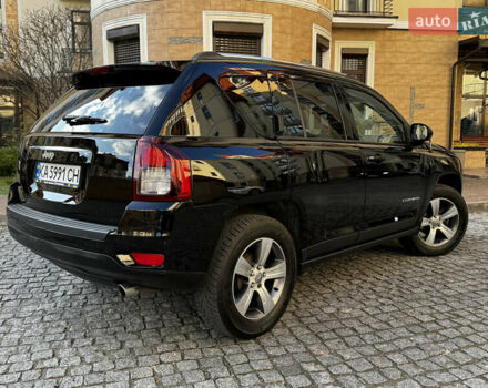 Черный Джип Компас, объемом двигателя 2 л и пробегом 129 тыс. км за 10900 $, фото 5 на Automoto.ua