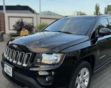 Черный Джип Компас, объемом двигателя 2.36 л и пробегом 121 тыс. км за 12000 $, фото 1 на Automoto.ua