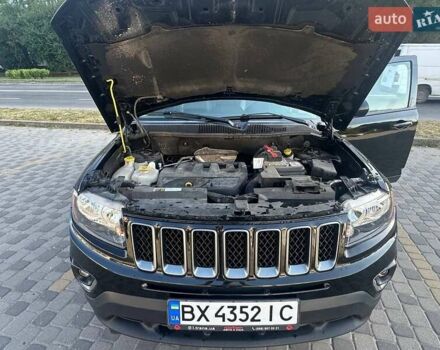 Черный Джип Компас, объемом двигателя 2.36 л и пробегом 175 тыс. км за 10750 $, фото 17 на Automoto.ua
