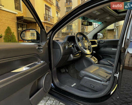 Черный Джип Компас, объемом двигателя 2 л и пробегом 129 тыс. км за 10900 $, фото 15 на Automoto.ua