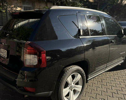 Черный Джип Компас, объемом двигателя 2.36 л и пробегом 121 тыс. км за 12000 $, фото 3 на Automoto.ua