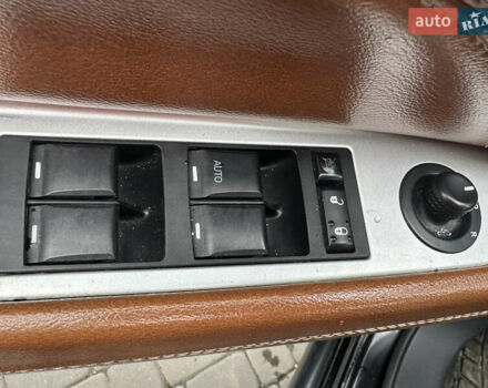 Чорний Джип Compass, об'ємом двигуна 2.36 л та пробігом 145 тис. км за 10950 $, фото 18 на Automoto.ua