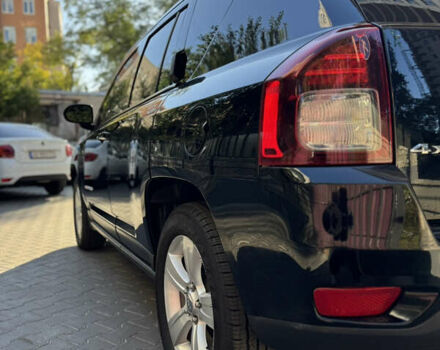 Черный Джип Компас, объемом двигателя 2.36 л и пробегом 121 тыс. км за 12000 $, фото 4 на Automoto.ua