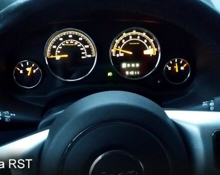 Чорний Джип Compass, об'ємом двигуна 2.4 л та пробігом 146 тис. км за 11450 $, фото 2 на Automoto.ua