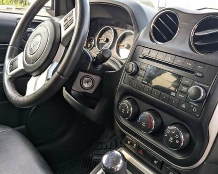 Чорний Джип Compass, об'ємом двигуна 2.36 л та пробігом 110 тис. км за 10500 $, фото 10 на Automoto.ua