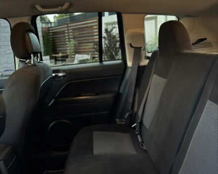 Черный Джип Компас, объемом двигателя 2.36 л и пробегом 121 тыс. км за 12000 $, фото 9 на Automoto.ua