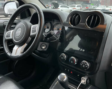 Чорний Джип Compass, об'ємом двигуна 2.4 л та пробігом 211 тис. км за 11500 $, фото 11 на Automoto.ua