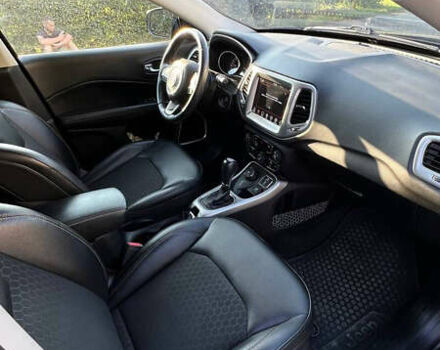 Чорний Джип Compass, об'ємом двигуна 2.4 л та пробігом 72 тис. км за 14000 $, фото 12 на Automoto.ua
