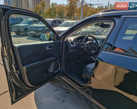 Черный Джип Компас, объемом двигателя 2.4 л и пробегом 93 тыс. км за 15490 $, фото 21 на Automoto.ua