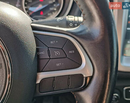 Черный Джип Компас, объемом двигателя 2.4 л и пробегом 93 тыс. км за 15490 $, фото 28 на Automoto.ua