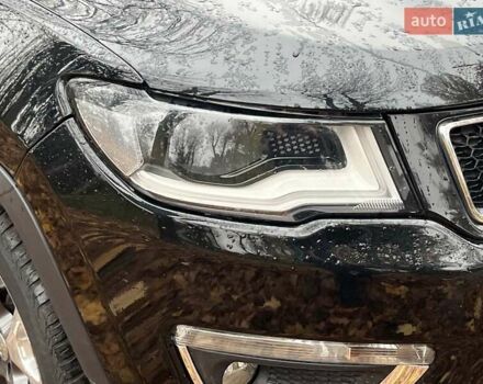 Черный Джип Компас, объемом двигателя 2.4 л и пробегом 74 тыс. км за 17340 $, фото 3 на Automoto.ua