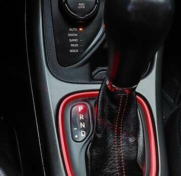 Черный Джип Компас, объемом двигателя 2.4 л и пробегом 99 тыс. км за 14300 $, фото 28 на Automoto.ua