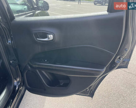 Черный Джип Компас, объемом двигателя 2.4 л и пробегом 48 тыс. км за 15550 $, фото 18 на Automoto.ua