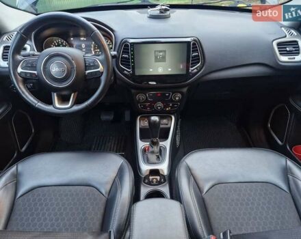 Черный Джип Компас, объемом двигателя 2.4 л и пробегом 152 тыс. км за 14000 $, фото 1 на Automoto.ua