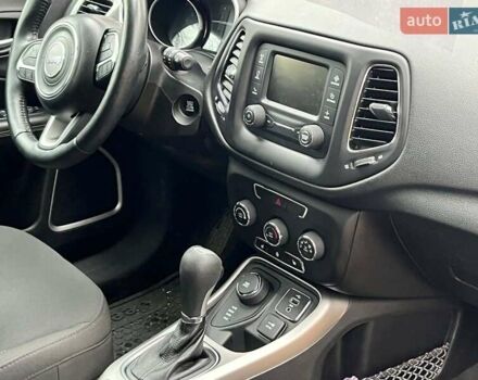 Черный Джип Компас, объемом двигателя 2.4 л и пробегом 93 тыс. км за 13990 $, фото 33 на Automoto.ua