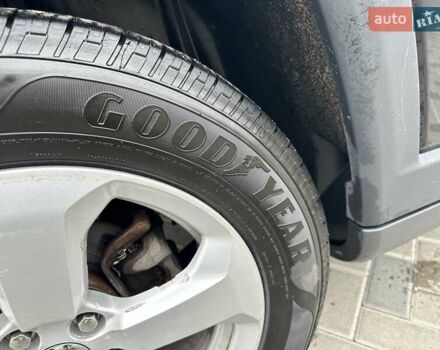 Чорний Джип Compass, об'ємом двигуна 2.36 л та пробігом 193 тис. км за 13800 $, фото 17 на Automoto.ua