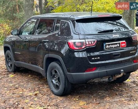 Черный Джип Компас, объемом двигателя 2.4 л и пробегом 93 тыс. км за 13990 $, фото 9 на Automoto.ua