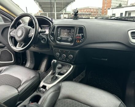 Чорний Джип Compass, об'ємом двигуна 2.4 л та пробігом 193 тис. км за 13800 $, фото 19 на Automoto.ua