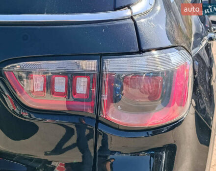 Черный Джип Компас, объемом двигателя 2.4 л и пробегом 93 тыс. км за 15490 $, фото 9 на Automoto.ua