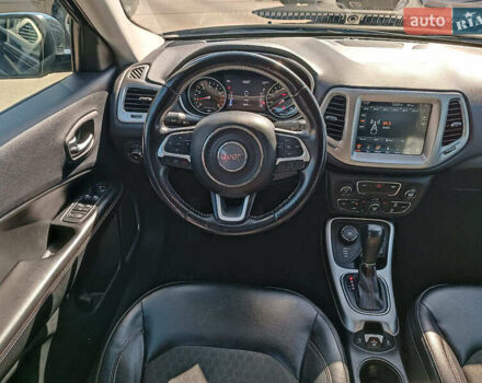 Черный Джип Компас, объемом двигателя 2.4 л и пробегом 93 тыс. км за 15490 $, фото 14 на Automoto.ua