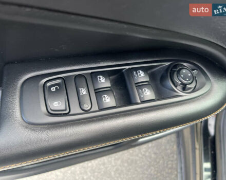 Черный Джип Компас, объемом двигателя 2.4 л и пробегом 48 тыс. км за 15550 $, фото 9 на Automoto.ua