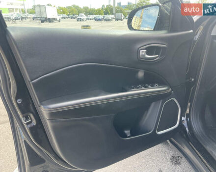 Черный Джип Компас, объемом двигателя 2.4 л и пробегом 48 тыс. км за 15550 $, фото 11 на Automoto.ua
