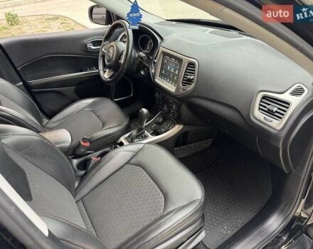 Черный Джип Компас, объемом двигателя 2.4 л и пробегом 91 тыс. км за 15200 $, фото 26 на Automoto.ua