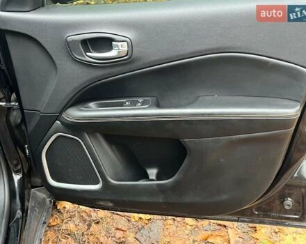 Черный Джип Компас, объемом двигателя 2.4 л и пробегом 93 тыс. км за 13990 $, фото 30 на Automoto.ua