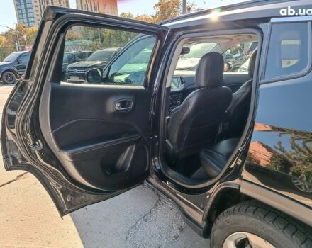 Джип Компас 2017 в Харькове на Automoto.ua Черный Джип Компас, объемом двигателя 2.4 л и пробегом 93 тыс. км за 15490 $, фото 12 на Automoto.ua