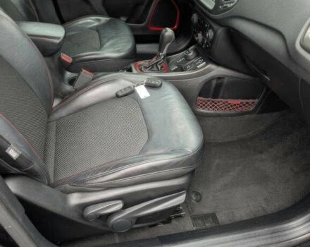 Чорний Джип Compass, об'ємом двигуна 2.4 л та пробігом 58 тис. км за 9000 $, фото 7 на Automoto.ua