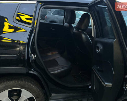 Черный Джип Компас, объемом двигателя 2.36 л и пробегом 89 тыс. км за 16000 $, фото 16 на Automoto.ua