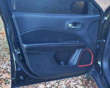 Черный Джип Компас, объемом двигателя 2.4 л и пробегом 99 тыс. км за 14300 $, фото 11 на Automoto.ua