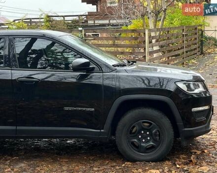 Черный Джип Компас, объемом двигателя 2.4 л и пробегом 93 тыс. км за 13990 $, фото 5 на Automoto.ua