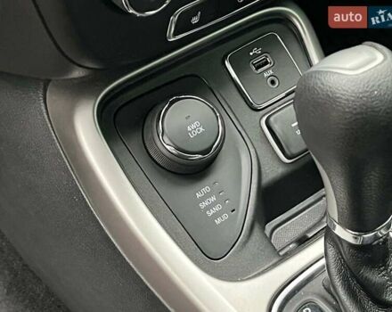 Черный Джип Компас, объемом двигателя 2.4 л и пробегом 93 тыс. км за 13990 $, фото 20 на Automoto.ua