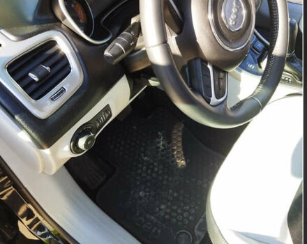 Чорний Джип Compass, об'ємом двигуна 2.36 л та пробігом 75 тис. км за 16000 $, фото 6 на Automoto.ua