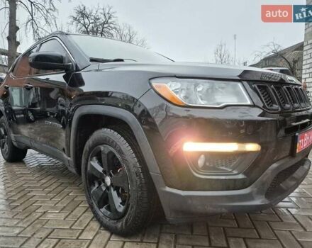 Черный Джип Компас, объемом двигателя 2.4 л и пробегом 164 тыс. км за 13700 $, фото 3 на Automoto.ua