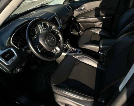 Джип Компас 2017 в Ивано-Франковске на Automoto.ua Черный Джип Компас, объемом двигателя 2.36 л и пробегом 72 тыс. км за 14950 $, фото 9 на Automoto.ua