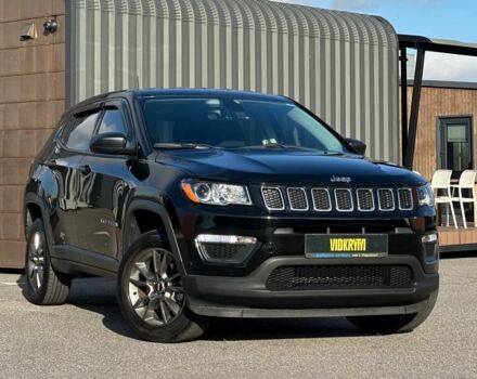 Черный Джип Компас, объемом двигателя 2.4 л и пробегом 128 тыс. км за 12850 $, фото 2 на Automoto.ua