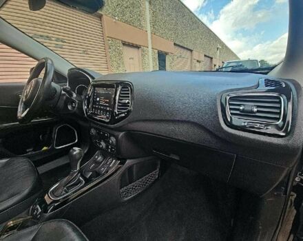 Черный Джип Компас, объемом двигателя 0 л и пробегом 72 тыс. км за 10800 $, фото 9 на Automoto.ua