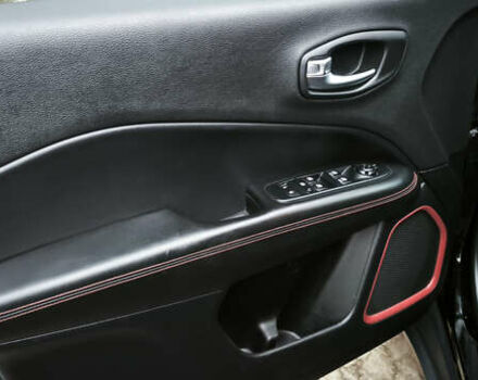 Черный Джип Компас, объемом двигателя 2.36 л и пробегом 41 тыс. км за 19000 $, фото 22 на Automoto.ua