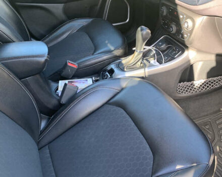 Джип Компас 2018 в Львове на Automoto.ua Черный Джип Компас, объемом двигателя 2.36 л и пробегом 136 тыс. км за 14400 $, фото 34 на Automoto.ua