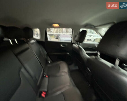 Черный Джип Компас, объемом двигателя 2.36 л и пробегом 165 тыс. км за 19000 $, фото 37 на Automoto.ua