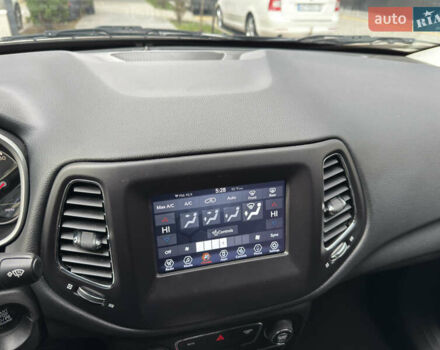 Джип Компас 2018 в Ивано-Франковске на Automoto.ua Черный Джип Компас, объемом двигателя 2.4 л и пробегом 100 тыс. км за 13499 $, фото 25 на Automoto.ua