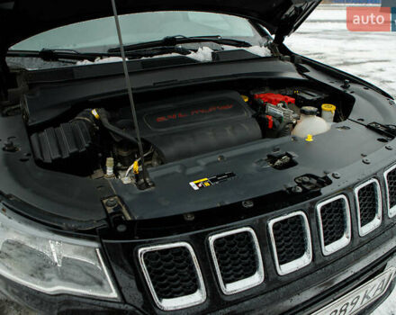 Чорний Джип Compass, об'ємом двигуна 2.4 л та пробігом 33 тис. км за 15590 $, фото 13 на Automoto.ua