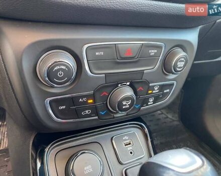 Черный Джип Компас, объемом двигателя 2.4 л и пробегом 128 тыс. км за 15600 $, фото 17 на Automoto.ua