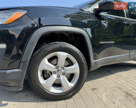 Черный Джип Компас, объемом двигателя 2.36 л и пробегом 173 тыс. км за 14100 $, фото 5 на Automoto.ua