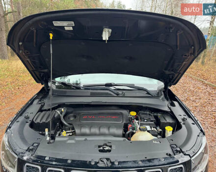 Чорний Джип Compass, об'ємом двигуна 2.4 л та пробігом 122 тис. км за 16377 $, фото 37 на Automoto.ua