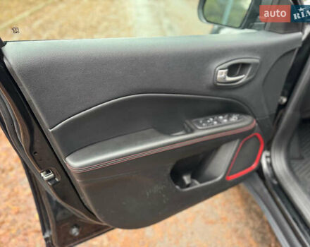 Чорний Джип Compass, об'ємом двигуна 2.4 л та пробігом 122 тис. км за 16377 $, фото 12 на Automoto.ua