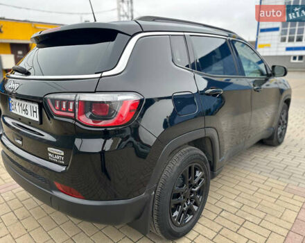 Черный Джип Компас, объемом двигателя 2.36 л и пробегом 157 тыс. км за 15300 $, фото 10 на Automoto.ua