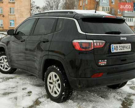 Чорний Джип Compass, об'ємом двигуна 2.4 л та пробігом 33 тис. км за 15590 $, фото 4 на Automoto.ua